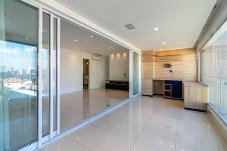 Apartamento à venda com 132m², 3 quartos e 2 vagasVaranda da Sala