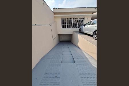 Casa para alugar com 287m², 3 quartos e 6 vagas Casa para alugar com 287m², 3 quartos e 6 vagasÁrea comum