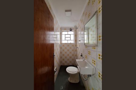 Casa para alugar com 287m², 3 quartos e 6 vagas Casa para alugar com 287m², 3 quartos e 6 vagasBanheiro de serviço