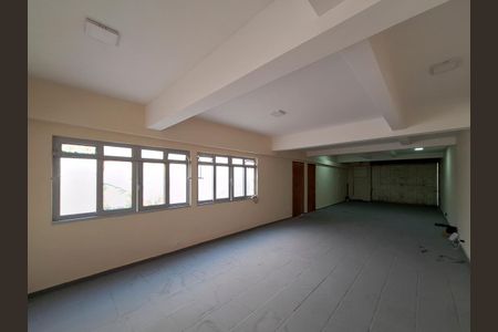 Casa para alugar com 287m², 3 quartos e 6 vagas Casa para alugar com 287m², 3 quartos e 6 vagasÁrea comum