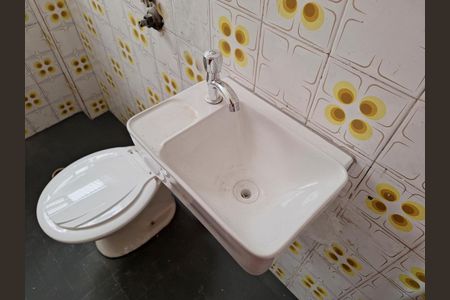 Casa para alugar com 287m², 3 quartos e 6 vagas Casa para alugar com 287m², 3 quartos e 6 vagasBanheiro de serviço