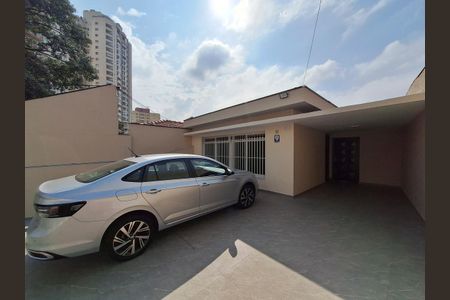 Casa para alugar com 287m², 3 quartos e 6 vagas Casa para alugar com 287m², 3 quartos e 6 vagasÁrea comum