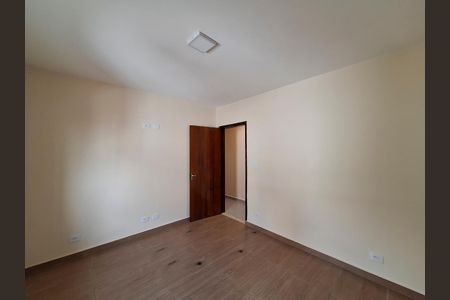 Casa para alugar com 287m², 3 quartos e 6 vagas Casa para alugar com 287m², 3 quartos e 6 vagasQuarto 2