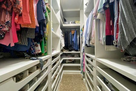 Apartamento à venda com 280m², 4 quartos e 4 vagasCloset