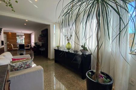 Apartamento à venda com 280m², 4 quartos e 4 vagassala