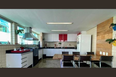 Apartamento à venda com 280m², 4 quartos e 4 vagasEspaço Gourmet