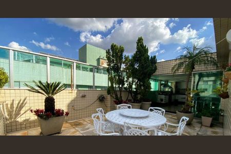 Apartamento à venda com 280m², 4 quartos e 4 vagasTerraço