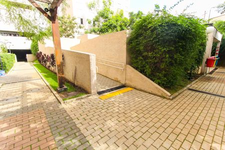 Apartamento para alugar com 40m², 2 quartos e 1 vagaÁrea comum