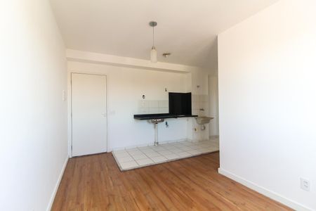 Apartamento para alugar com 40m², 2 quartos e 1 vagaSala/Cozinha