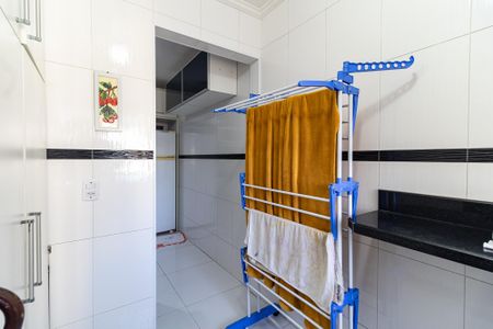 Apartamento à venda com 62m², 2 quartos e 1 vagaÁrea de Serviço