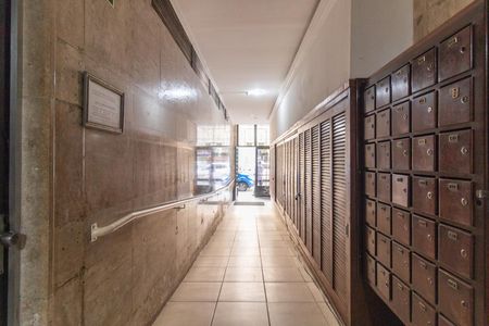 Apartamento à venda com 84m², 4 quartos e sem vagaHall social