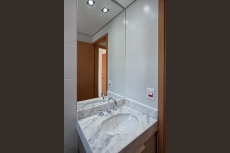 Apartamento para alugar com 66m², 2 quartos e 1 vagaBanheiro Social