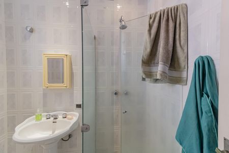 Apartamento à venda com 100m², 2 quartos e sem vagaBanheiro Social