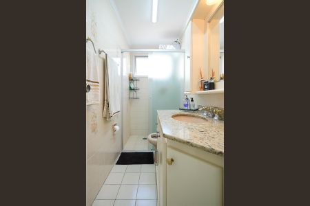 Apartamento à venda com 115m², 2 quartos e 2 vagasBanheiro