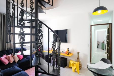 Apartamento à venda com 115m², 2 quartos e 2 vagasSala