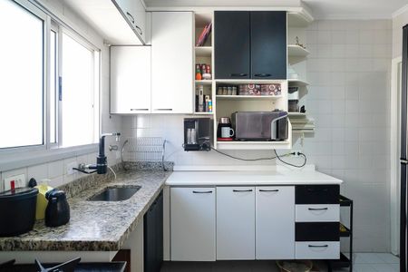 Apartamento à venda com 115m², 2 quartos e 2 vagasCozinha