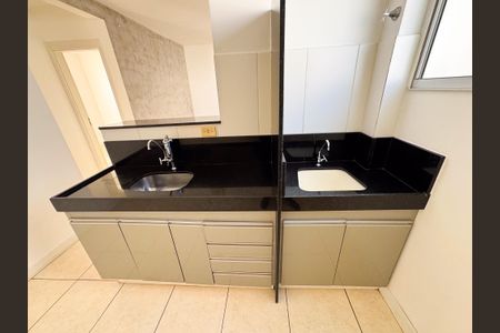 Apartamento à venda com 48m², 2 quartos e 1 vagaCozinha