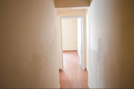 Casa à venda com 291m², 3 quartos e 2 vagasCorredor