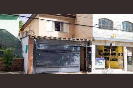 Casa à venda com 291m², 3 quartos e 2 vagasFachada