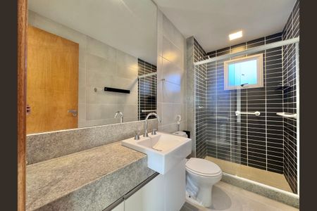 Apartamento à venda com 306m², 3 quartos e 3 vagasSuíte 3 - Banheiro