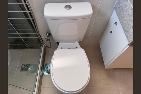 Apartamento à venda com 306m², 3 quartos e 3 vagasSuíte 1 - Banheiro