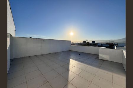 Apartamento à venda com 306m², 3 quartos e 3 vagasTerraço
