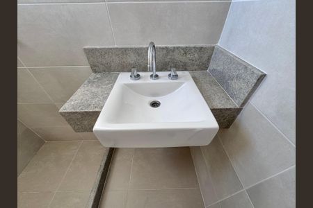 Apartamento à venda com 306m², 3 quartos e 3 vagasBanheiro Social