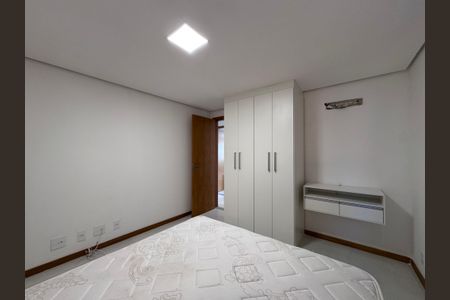 Apartamento à venda com 306m², 3 quartos e 3 vagasSuíte 2