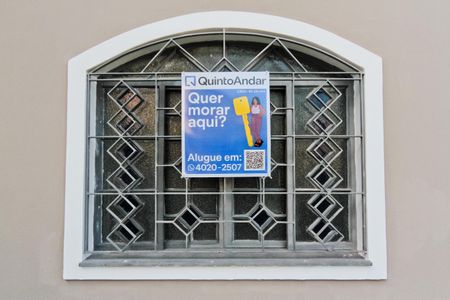 Casa para alugar com 420m², 4 quartos e sem vagaPlaca