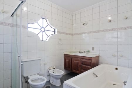 Casa para alugar com 420m², 4 quartos e sem vagaBanheiro da Suíte 2