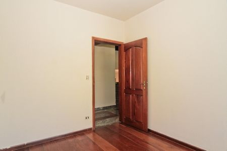 Casa para alugar com 420m², 4 quartos e sem vagaEscritório