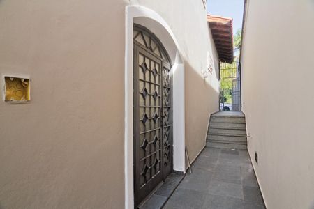 Casa para alugar com 420m², 4 quartos e sem vagaÁrea externa