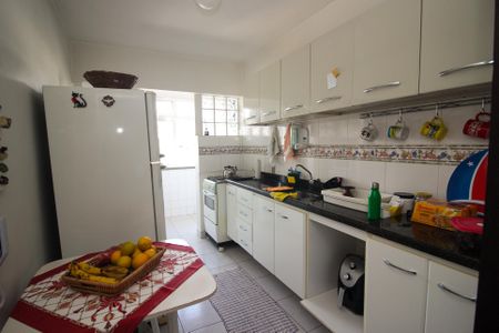 Apartamento para alugar com 78m², 3 quartos e 3 vagas Apartamento para alugar com 78m², 3 quartos e 3 vagasCozinha