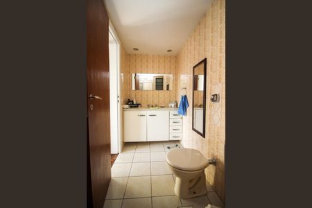 Apartamento para alugar com 78m², 3 quartos e 3 vagas Apartamento para alugar com 78m², 3 quartos e 3 vagasBanheiro da Suíte