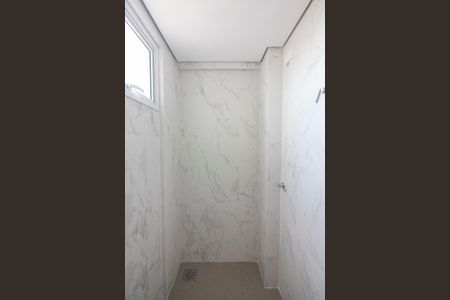 Apartamento para alugar com 66m², 2 quartos e 2 vagasBanheiro da Suite