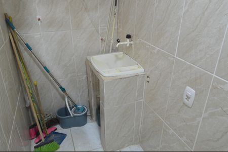 Casa para alugar com 80m², 2 quartos e 1 vaga Casa para alugar com 80m², 2 quartos e 1 vagaÁrea de Serviço