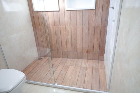 Casa à venda com 190m², 3 quartos e 2 vagasBanheiro