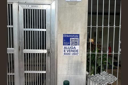 Apartamento à venda com 107m², 3 quartos e 1 vagaPlaquinha