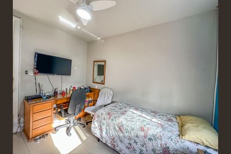 Apartamento à venda com 107m², 3 quartos e 1 vagaQuarto 2