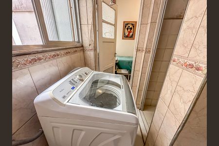 Apartamento à venda com 107m², 3 quartos e 1 vagaÁrea de Serviço