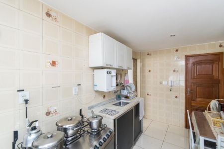 Apartamento à venda com 72m², 2 quartos e 1 vagaCozinha