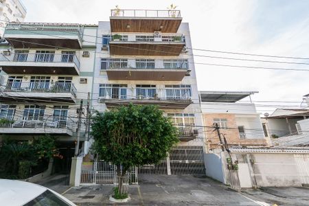Apartamento à venda com 72m², 2 quartos e 1 vagaFachada 