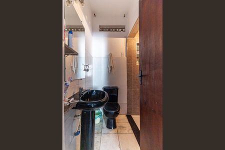 Apartamento à venda com 105m², 2 quartos e sem vagaBanheiro