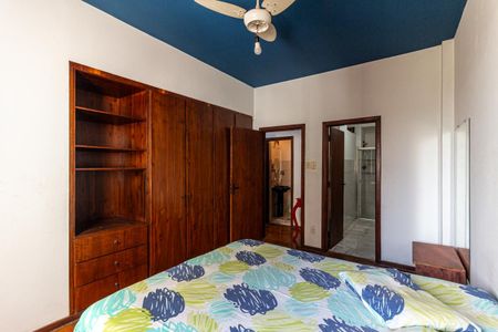 Apartamento à venda com 105m², 2 quartos e sem vagaSuíte