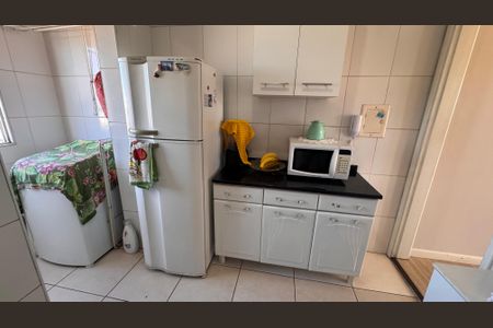 Apartamento à venda com 64m², 2 quartos e sem vaga Apartamento à venda com 64m², 2 quartos e sem vagaCozinha