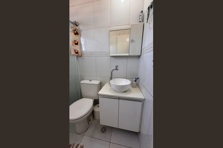 Apartamento à venda com 64m², 2 quartos e sem vaga Apartamento à venda com 64m², 2 quartos e sem vagaBanheiro