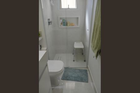 Apartamento à venda com 93m², 3 quartos e sem vaga Apartamento à venda com 93m², 3 quartos e sem vagaBanheiro