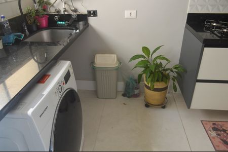 Apartamento à venda com 93m², 3 quartos e sem vaga Apartamento à venda com 93m², 3 quartos e sem vagaÁrea de Serviço