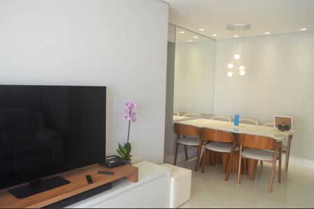 Apartamento à venda com 93m², 3 quartos e sem vaga Apartamento à venda com 93m², 3 quartos e sem vagaSala