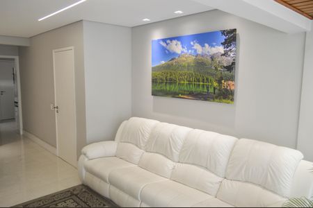 Apartamento à venda com 93m², 3 quartos e sem vaga Apartamento à venda com 93m², 3 quartos e sem vagaSala